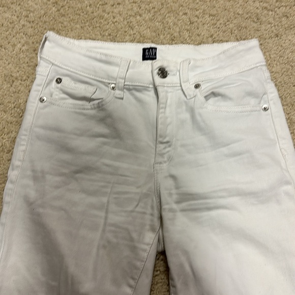 Gap Curvy Skinny Jeans - Picture 2 of 6